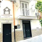 Donn'anna Center Apartment Naples