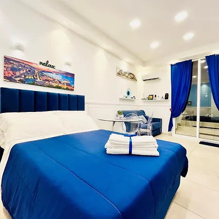 Apartment Donn'anna Center Naples