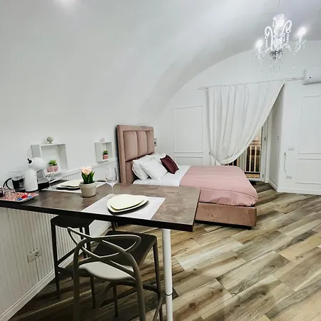 Donn'anna Luxury * Naples