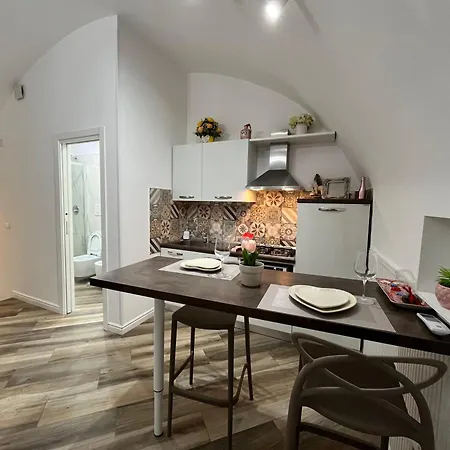 Apartment Donn'anna Center Naples