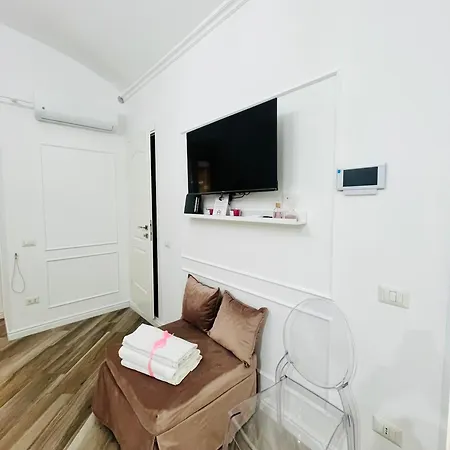 Donn'anna Center Apartment